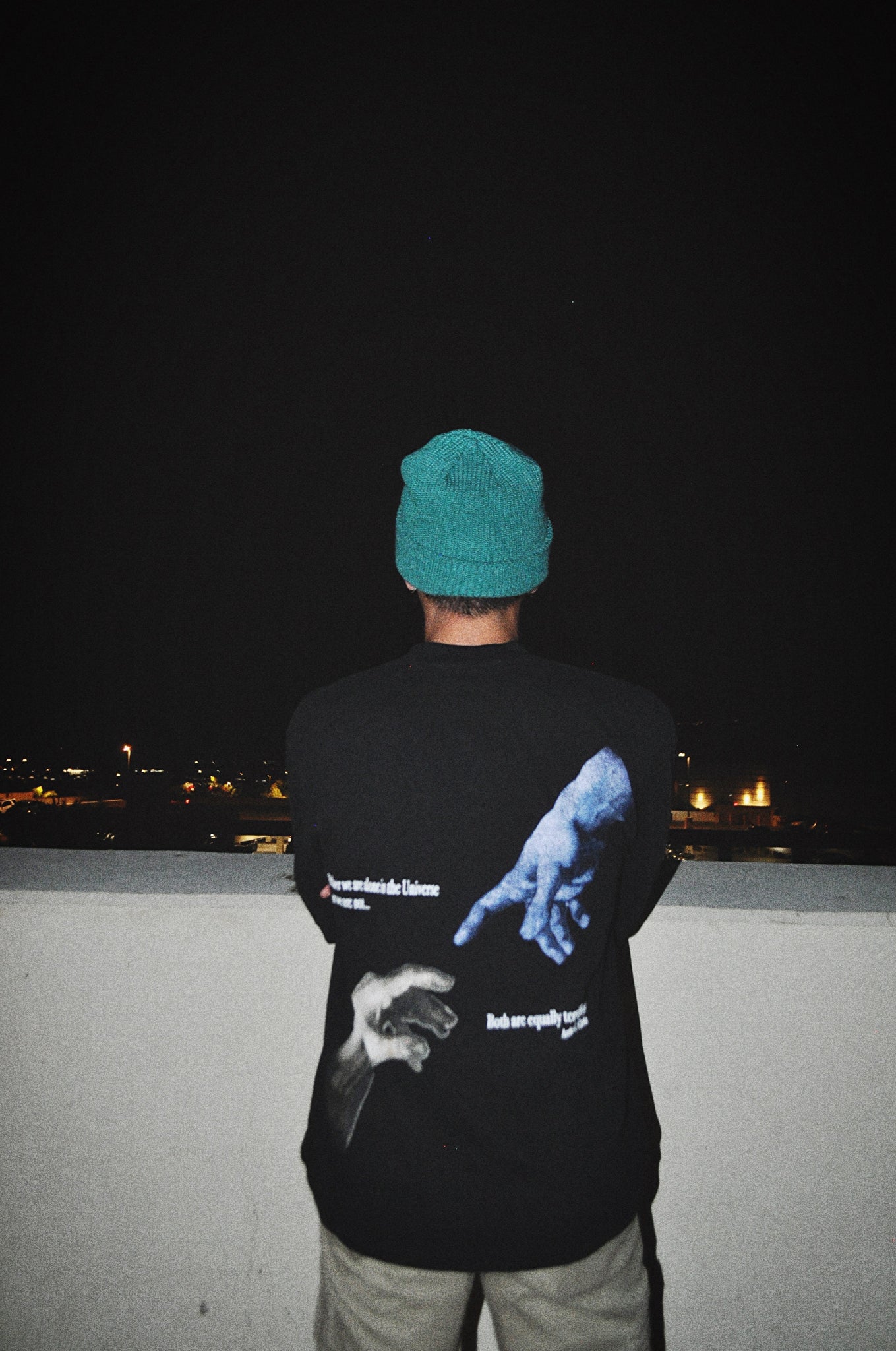 ALONE LONG-SLEEVES